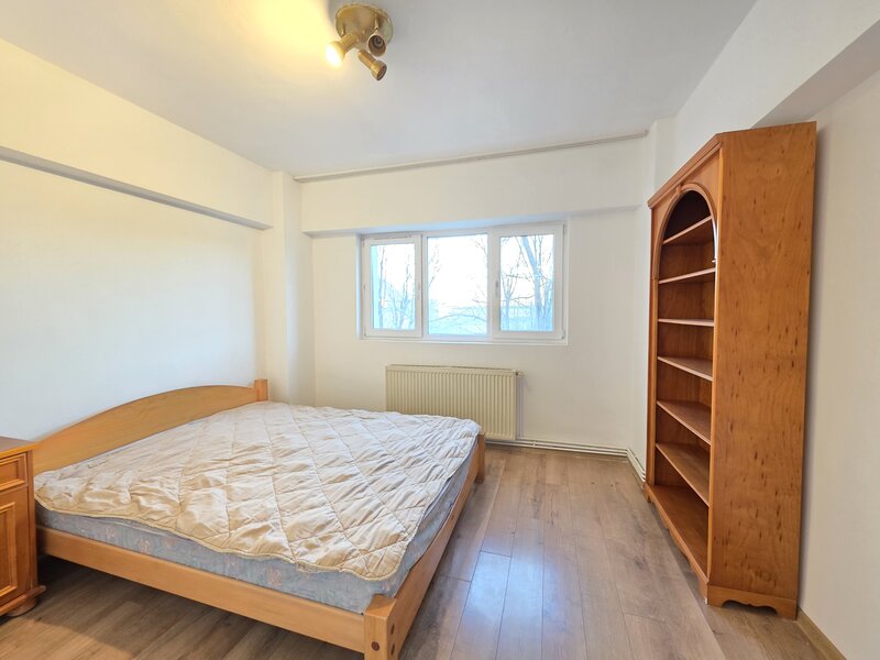 Tineretului, Calea Vacaresti.